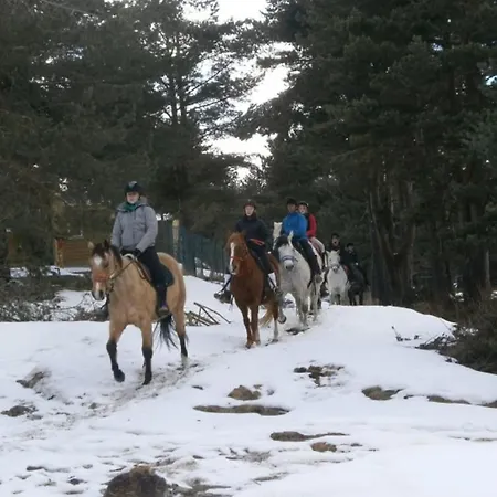 Joli A 2 Min Des Pistes, 5 Min Du Coeur Du Village, Parking Prive, A Pied 레장글